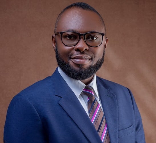 Obinna Akpuchukwu, ACArb, ABR