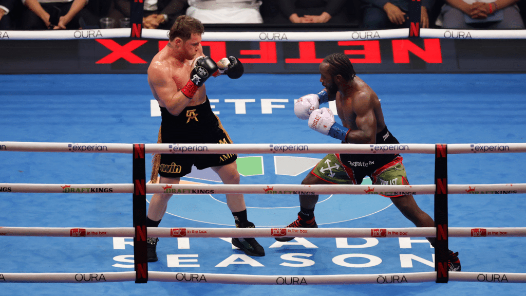 Saúl “Canelo” Álvarez