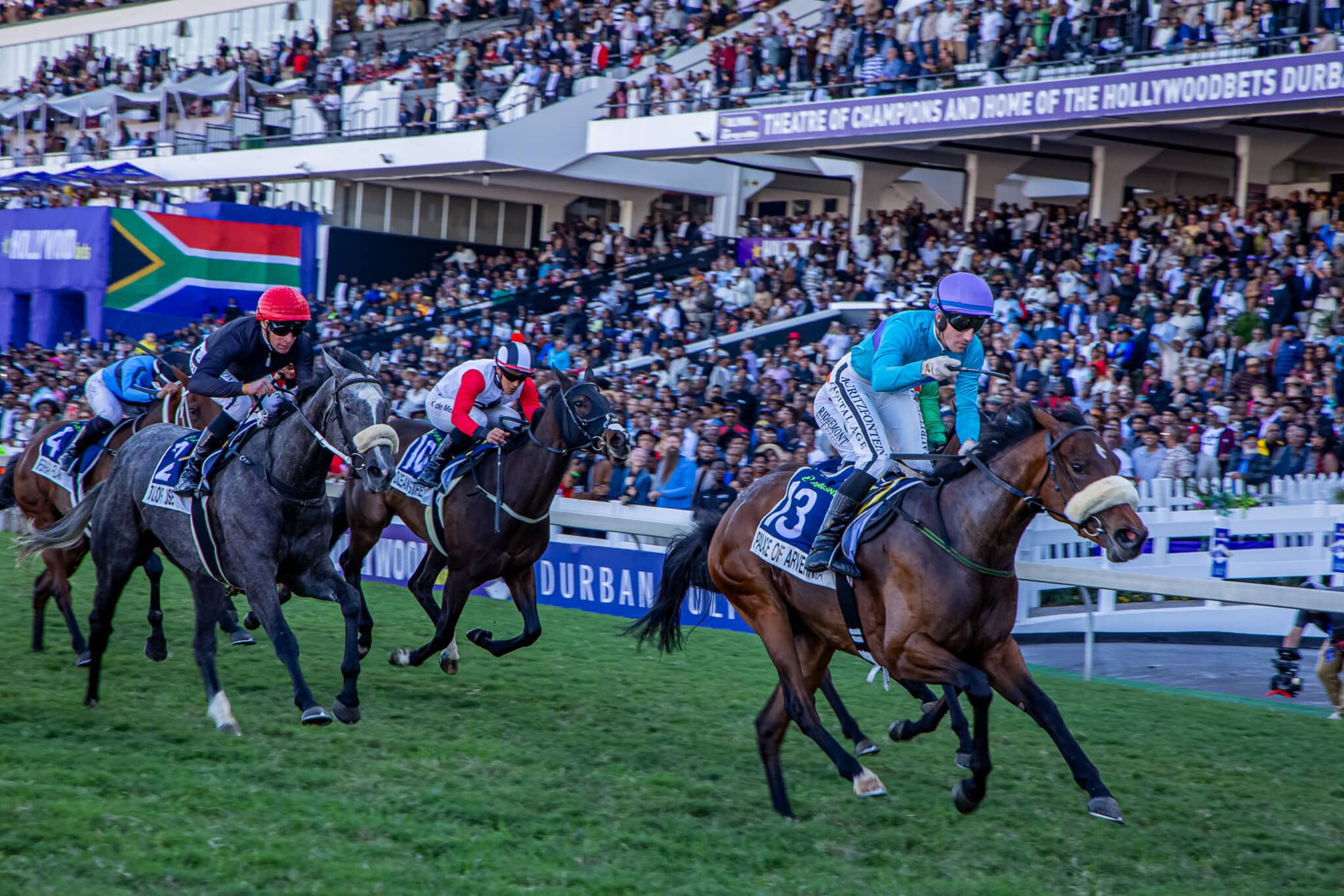 Amusnet Hollywoodbets Durban July